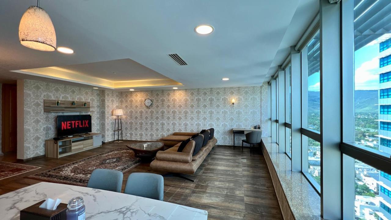 Centaurus Apartment City View Three Beds Islamabad Exterior foto