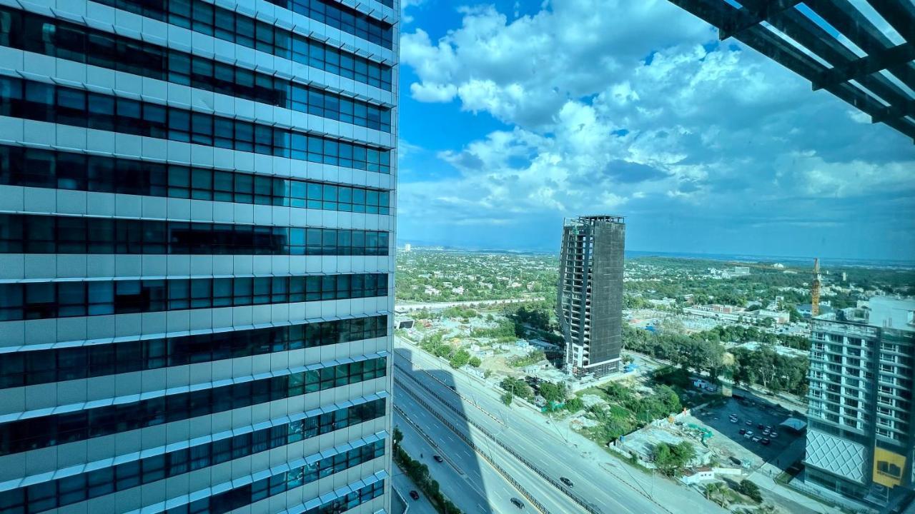 Centaurus Apartment City View Three Beds Islamabad Exterior foto