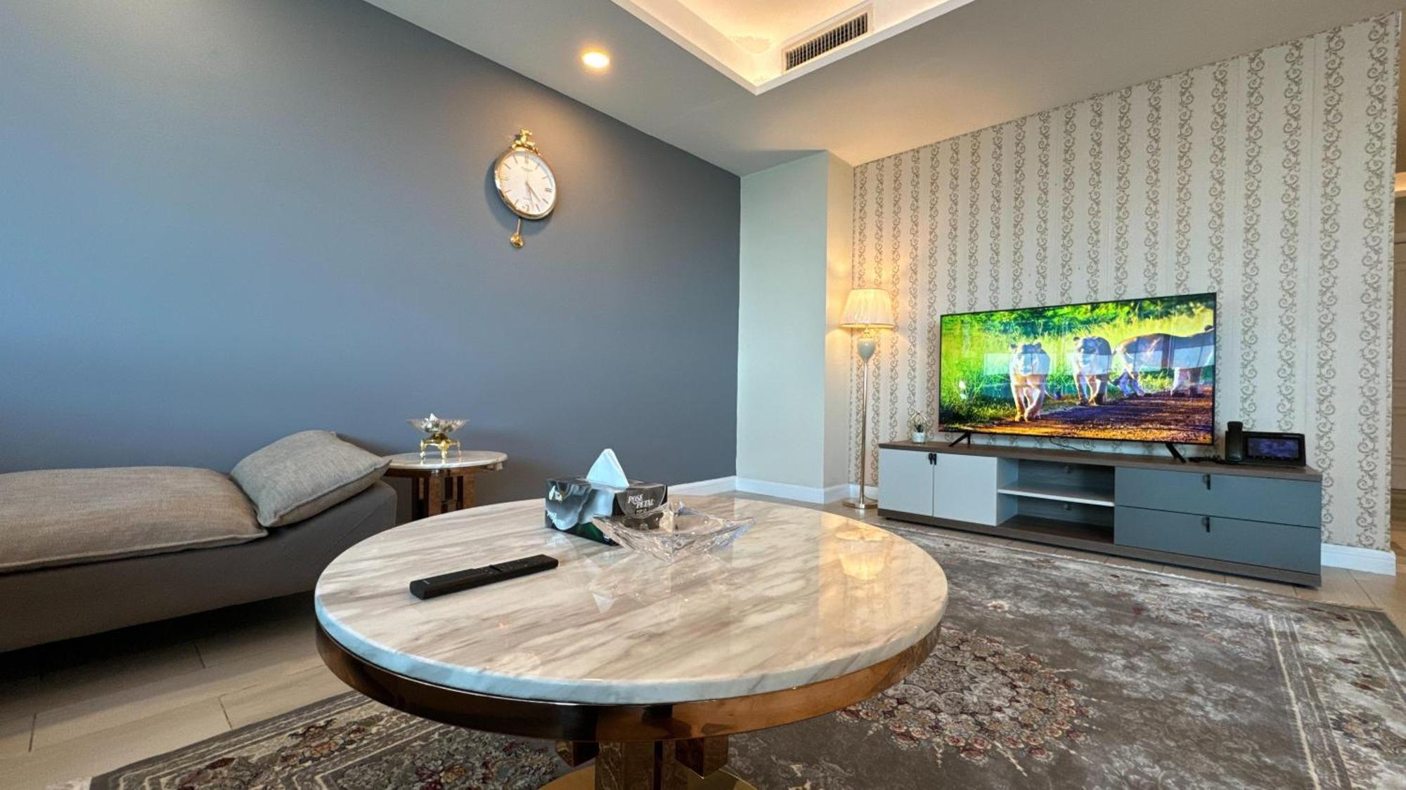Centaurus Apartment City View Three Beds Islamabad Exterior foto